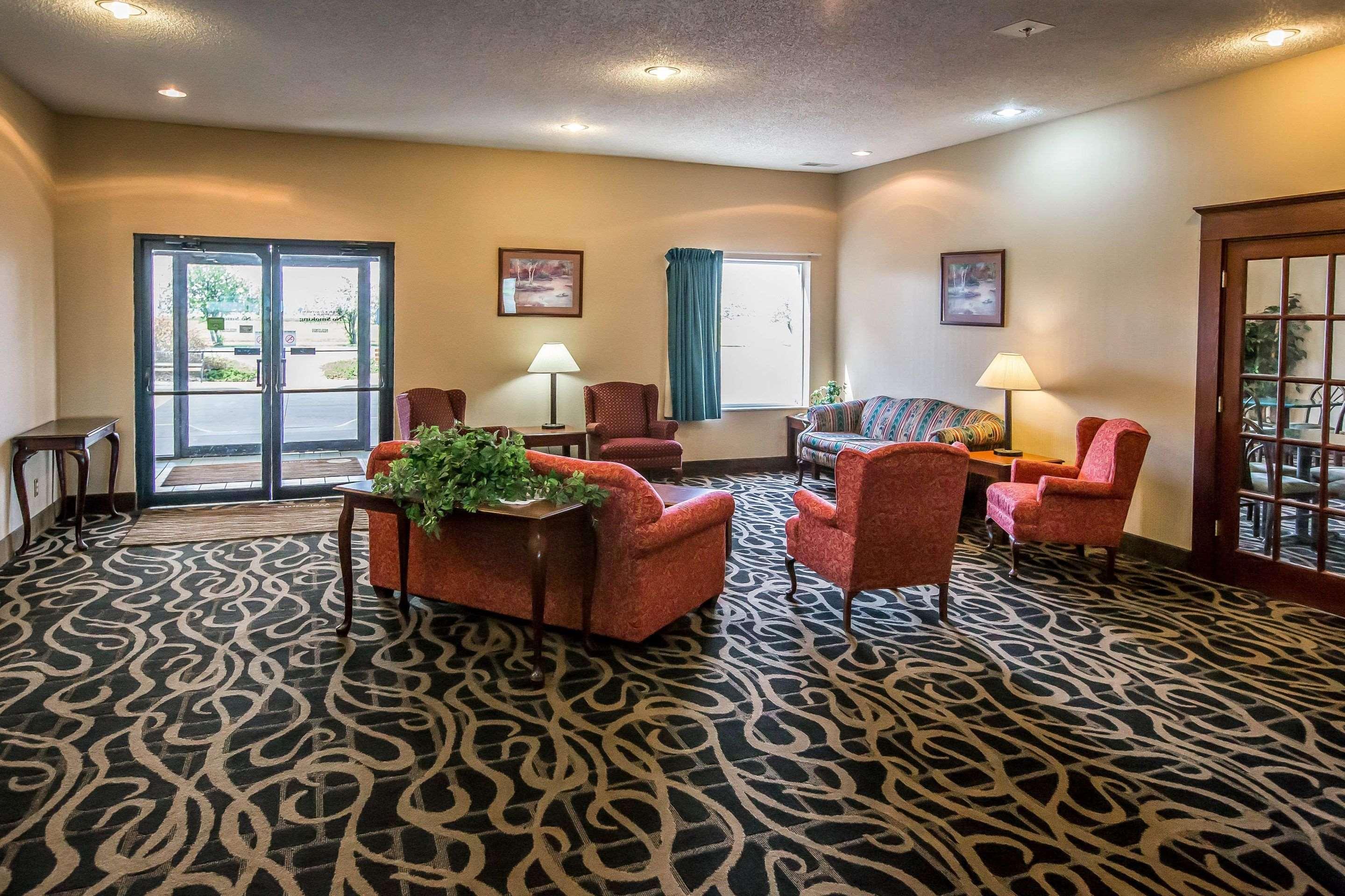 Quality Inn & Suites Mendota Near I-39 Exterior photo